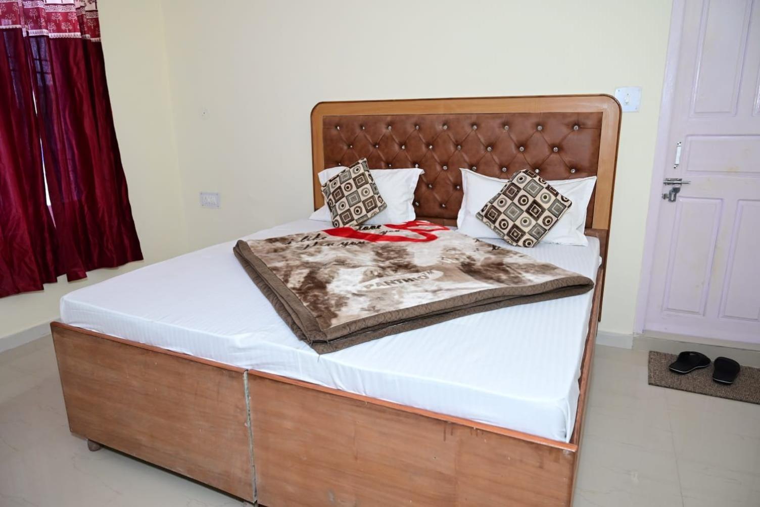 Krishna B&B Near Mall Road שימלה מראה חיצוני תמונה