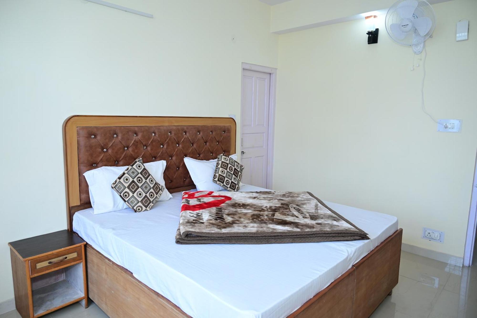 Krishna B&B Near Mall Road שימלה מראה חיצוני תמונה